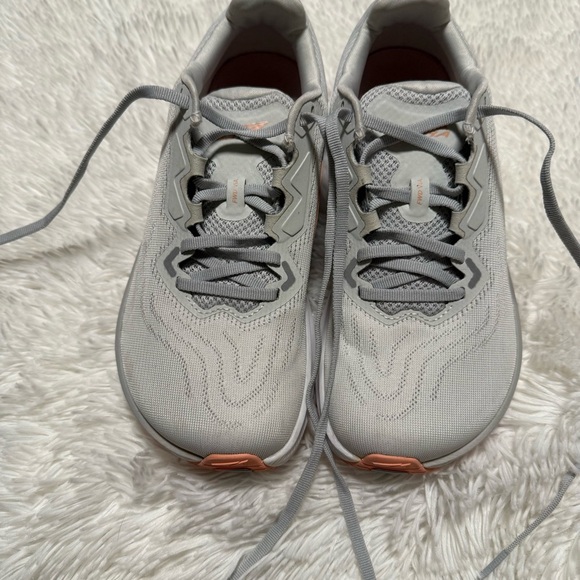 Women’s Altra FWD VIA Running Shoe - Picture 2 of 10